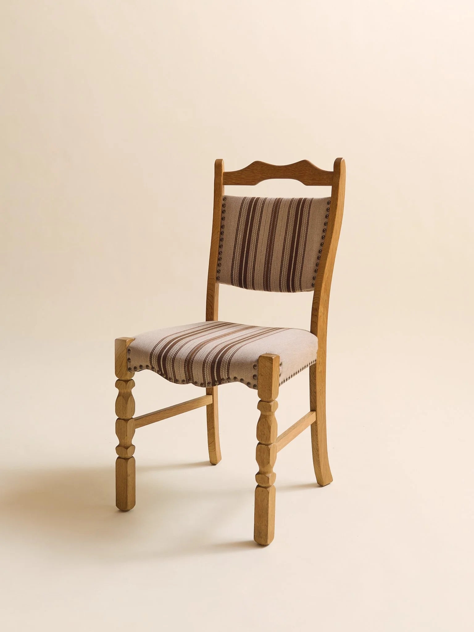 The Vintage Danish Set Of Six Dining ChairsSeatingMiscellanea, etc.