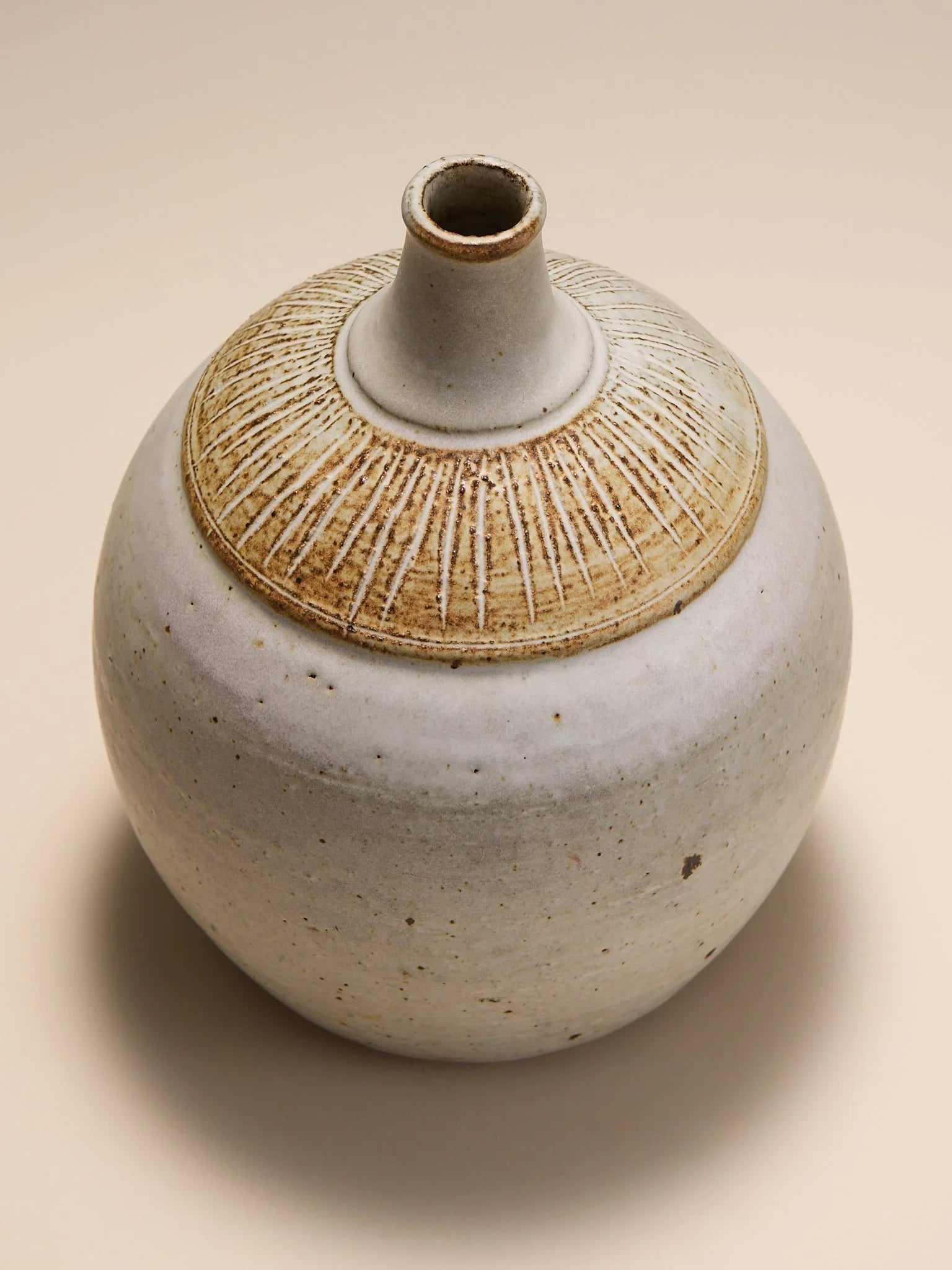 The 1970s American Studio Pottery Vessel with Carved Collar DetailVasesMiscellanea, etc.