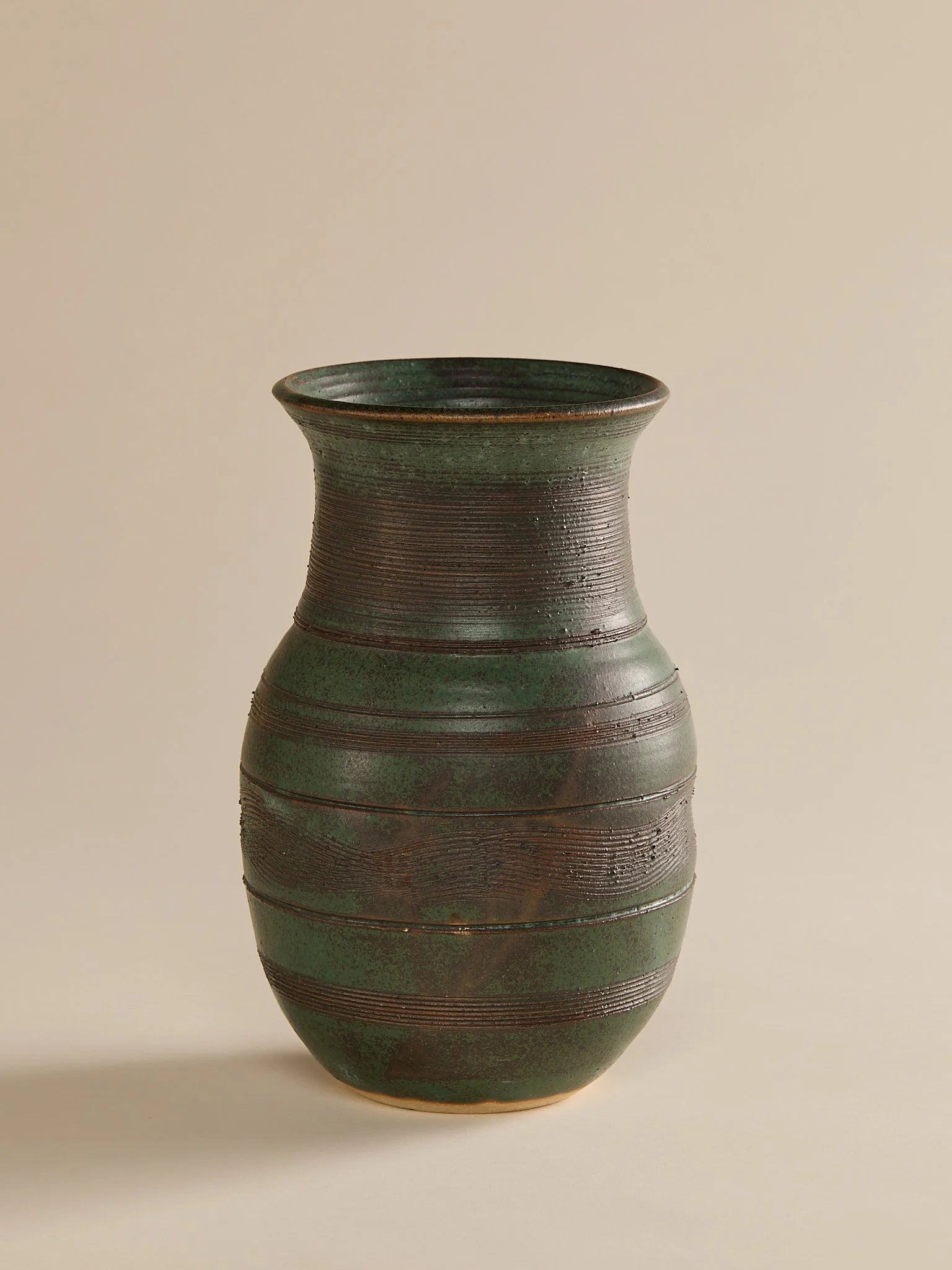 The Vintage Green Hand Made Etched Stripe VaseVasesMiscellanea, etc.