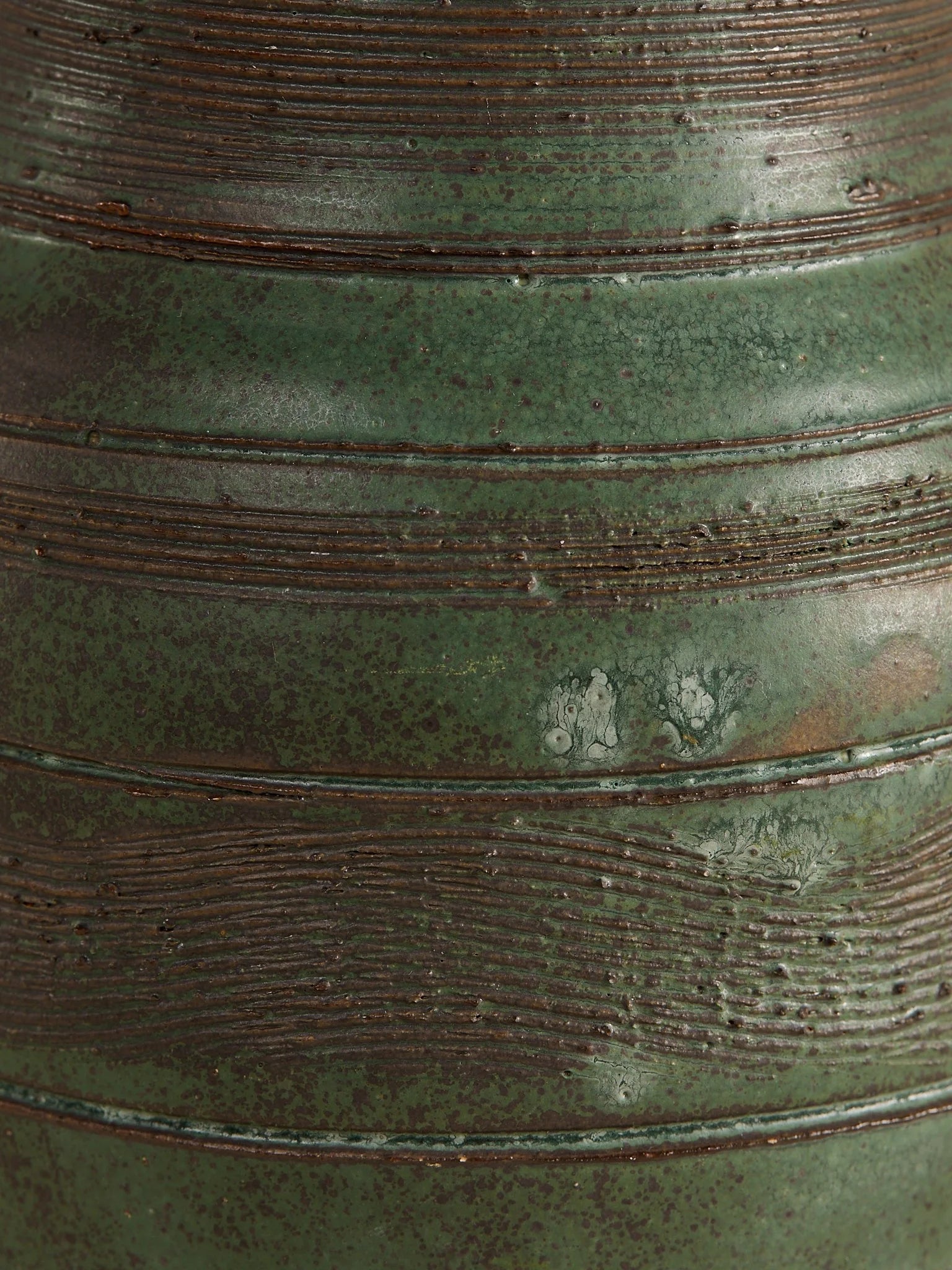 The Vintage Green Hand Made Etched Stripe VaseVasesMiscellanea, etc.