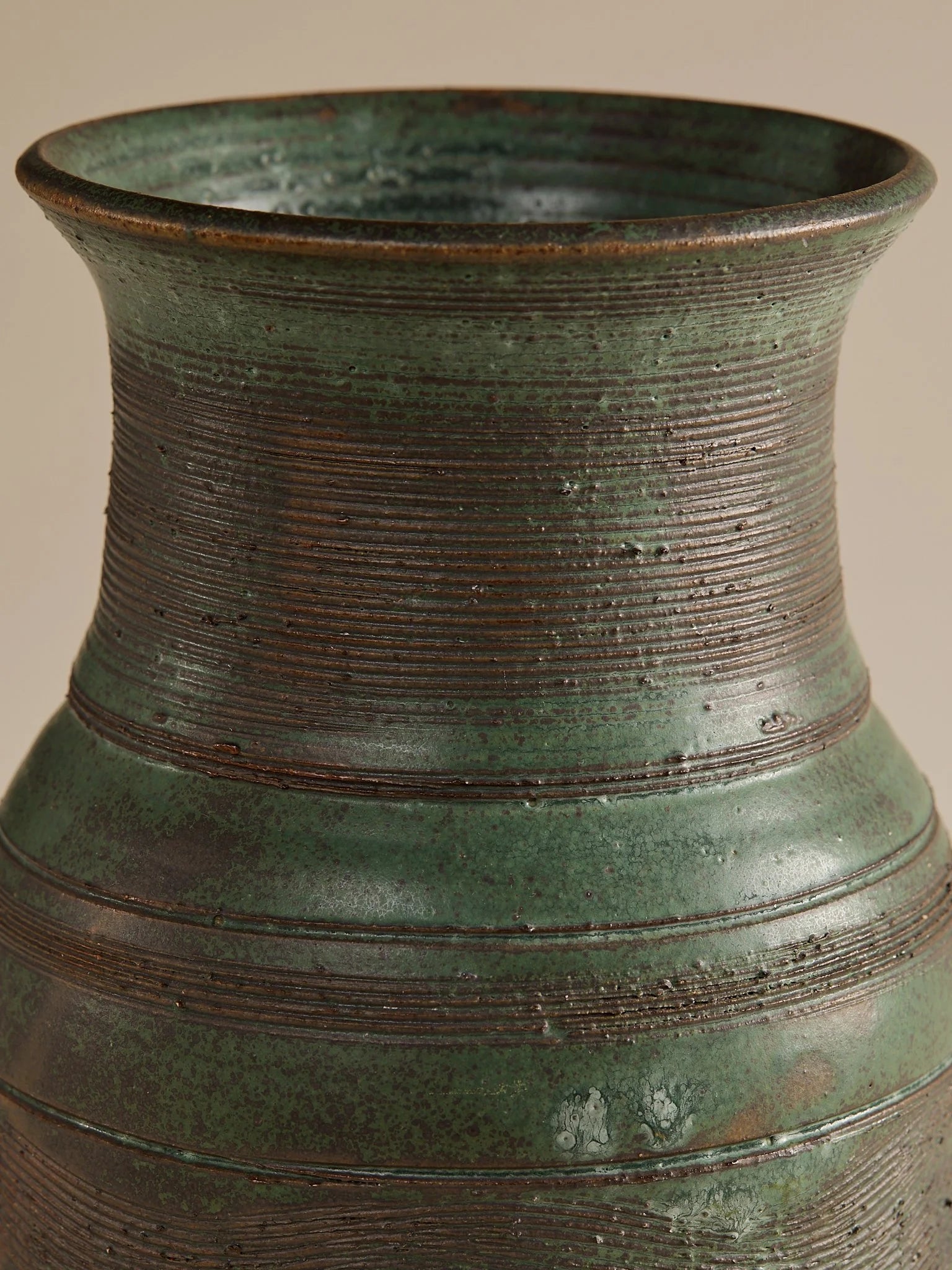 The Vintage Green Hand Made Etched Stripe VaseVasesMiscellanea, etc.