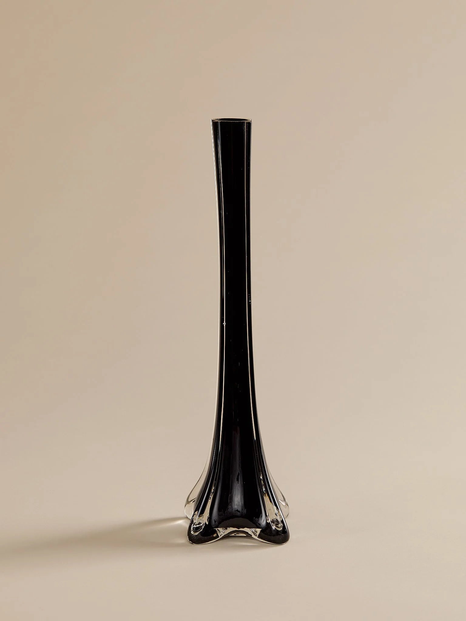 The Vintage Glass Sculptural Black Bud VaseVasesMiscellanea, etc.