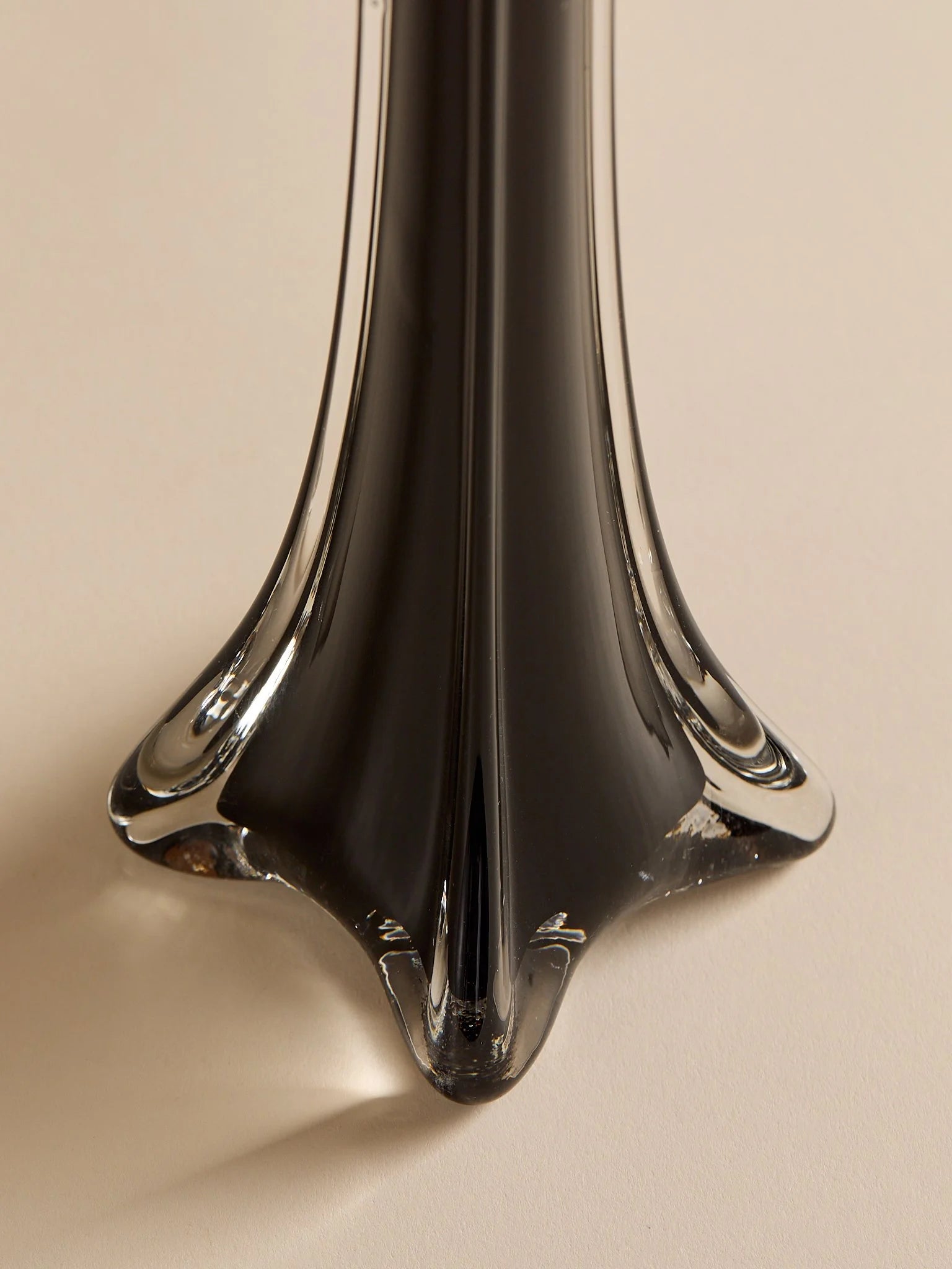 The Vintage Glass Sculptural Black Bud VaseVasesMiscellanea, etc.