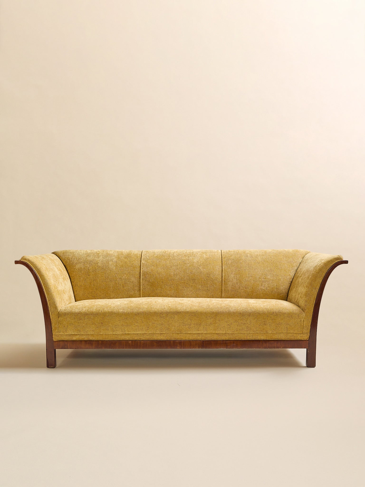 The Vintage Curved Arm Danish Sofa in the Style of Frits Henningsen, 1960sSeatingMiscellanea, etc.
