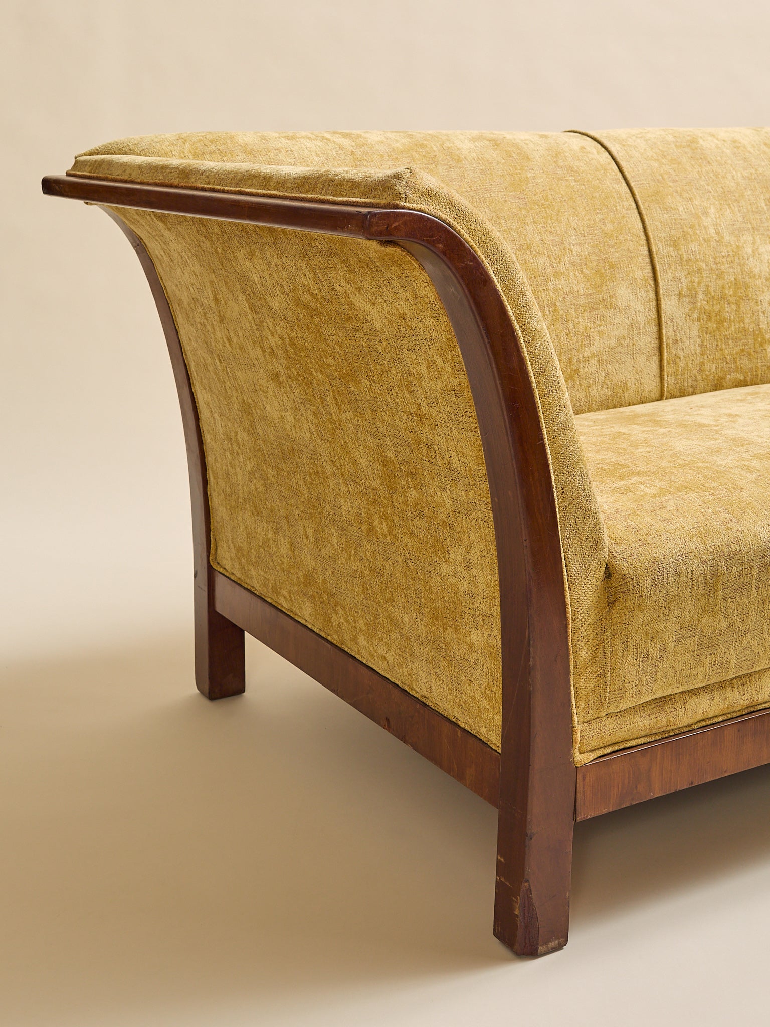 The Vintage Curved Arm Danish Sofa in the Style of Frits Henningsen, 1960sSeatingMiscellanea, etc.