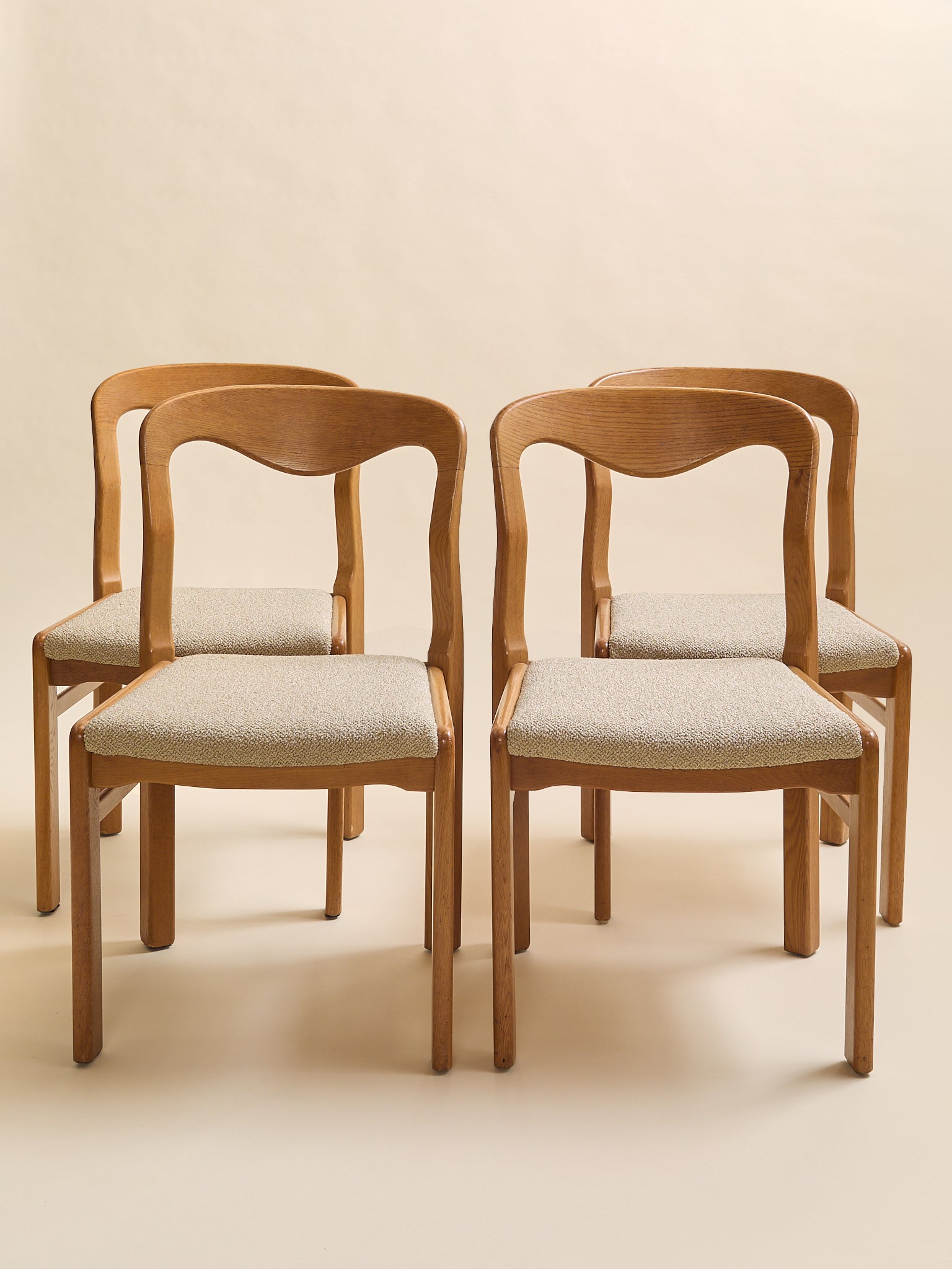 The Vintage Style Of Moller Oak & Boucle Dining Chairs, Set of Four, 1970sSeatingMiscellanea, etc.