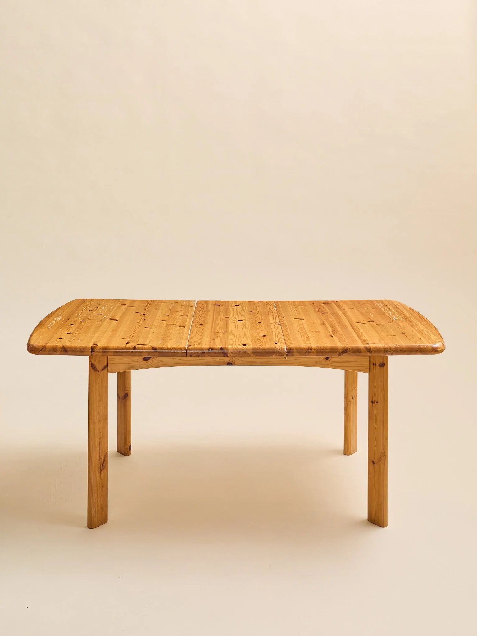 The Vintage Daumiller Style Pine Extending Dining Table, 1970SDining TablesMiscellanea, etc.