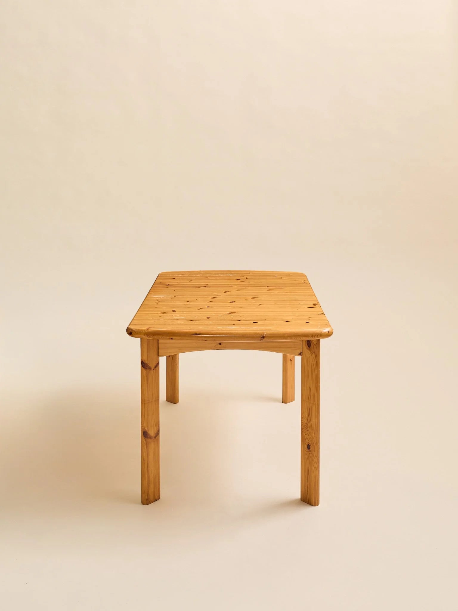 The Vintage Daumiller Style Pine Extending Dining Table, 1970SDining TablesMiscellanea, etc.