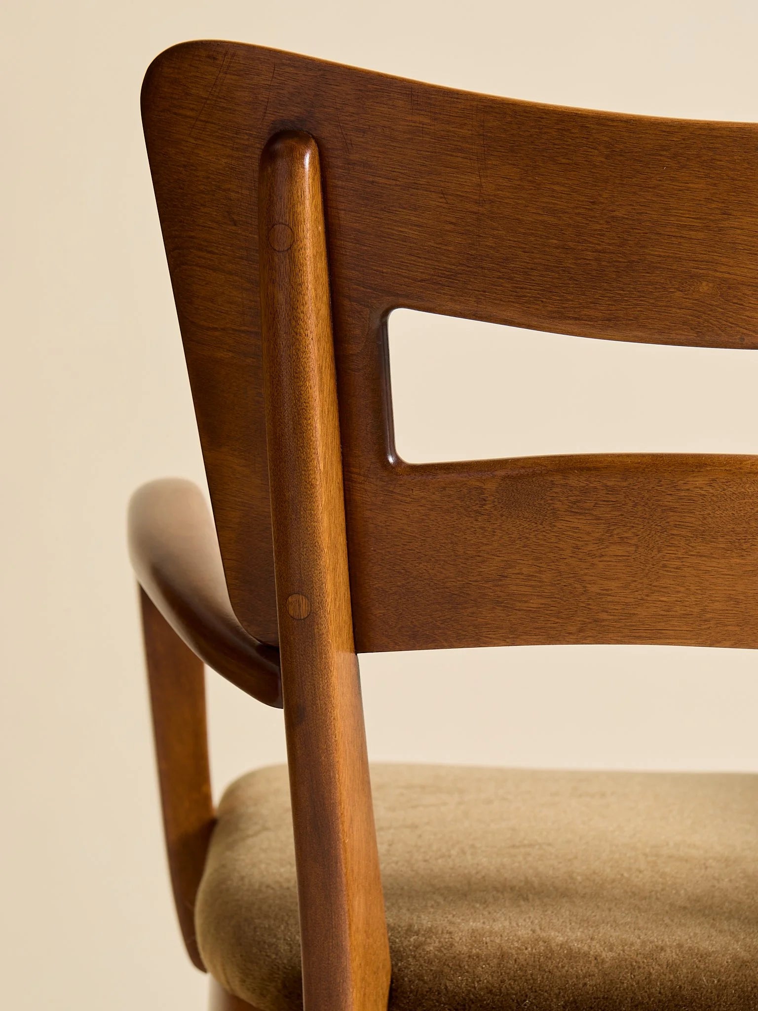The Vintage Heywood Wakefield M 154 C "Dog Biscuit" Mohair Dining Chairs, 2 AvailableSeatingMiscellanea, etc.