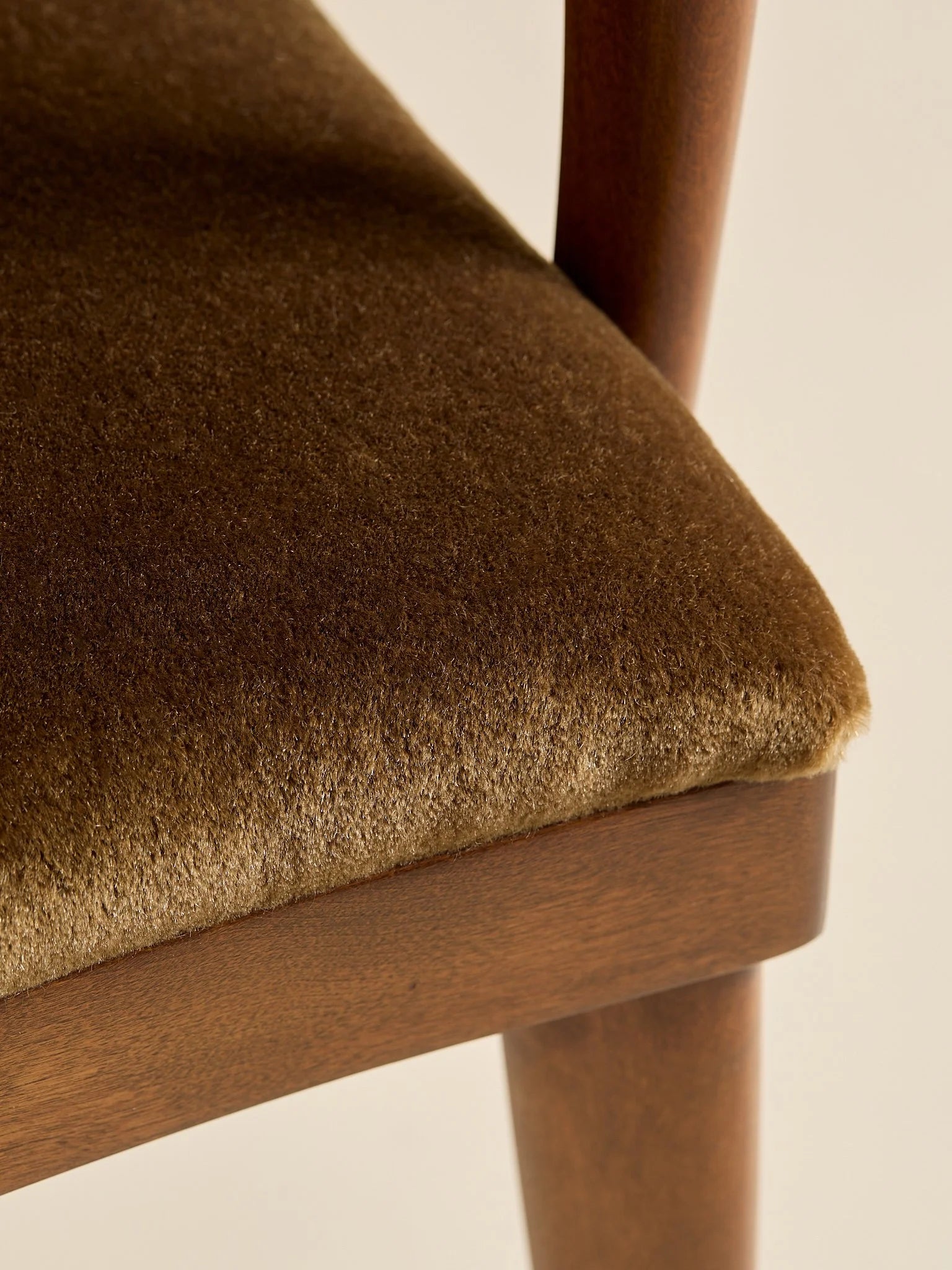 The Vintage Heywood Wakefield M 154 C "Dog Biscuit" Mohair Dining Chairs, 2 AvailableSeatingMiscellanea, etc.
