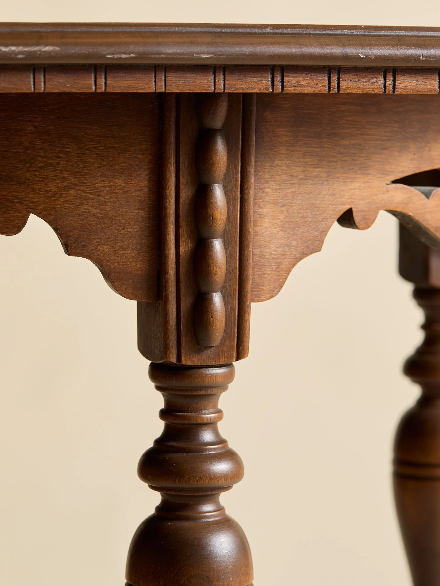 The Victorian Style Walnut Octagonal Accent TableSide TablesMiscellanea, etc.