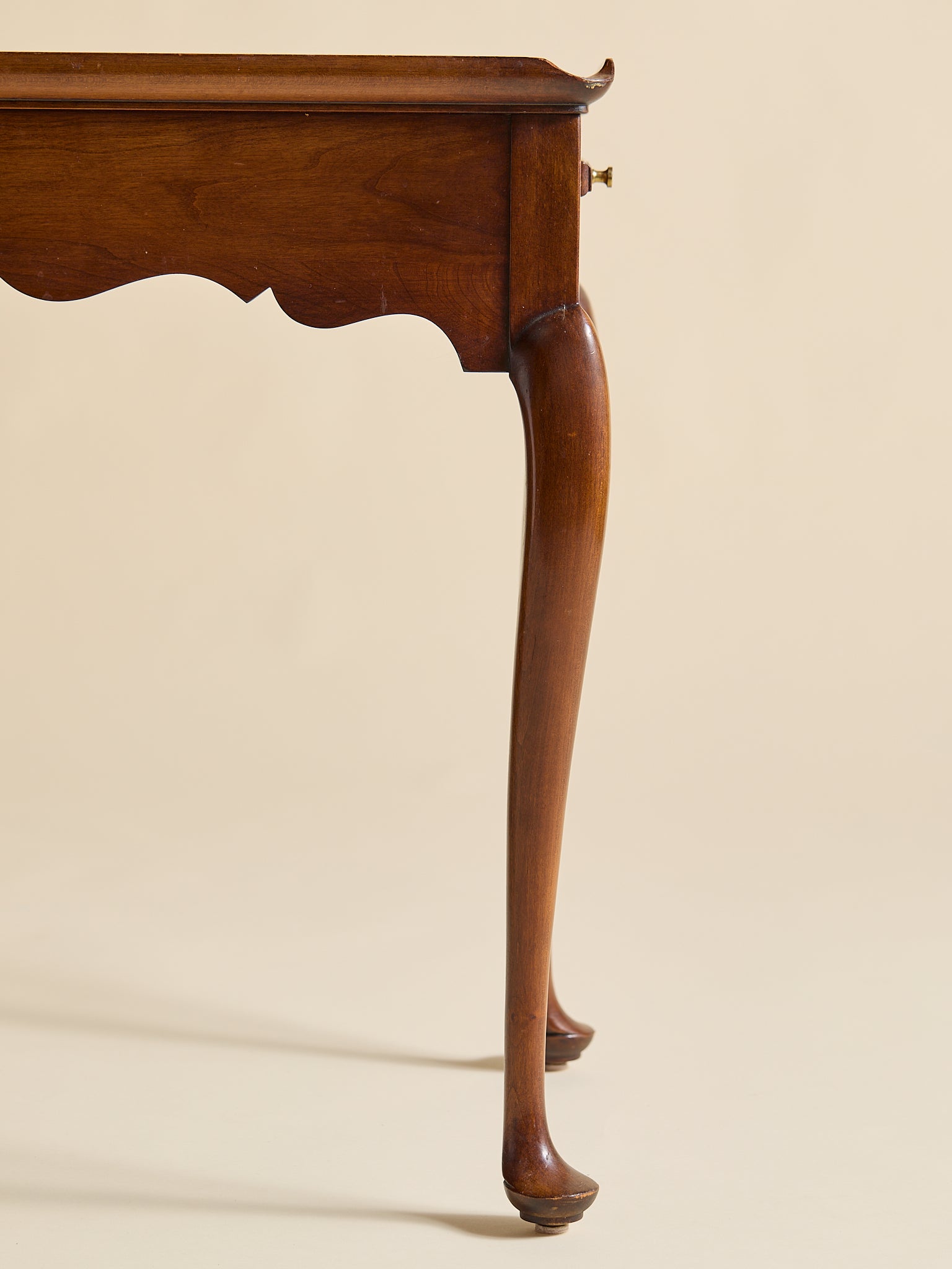The Vintage Statton Queen Anne Tea TableSide TablesMiscellanea, etc.