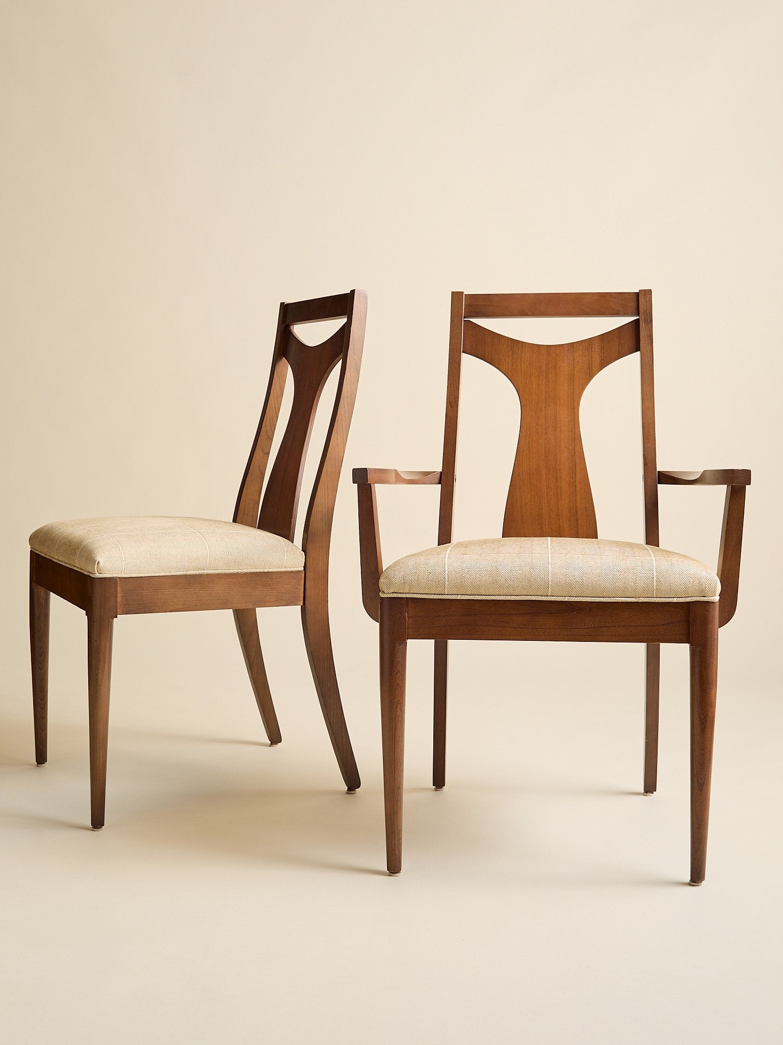 The Vintage 1960s MCM Walnut Dining Chairs, Set of SixSeatingMiscellanea, etc.