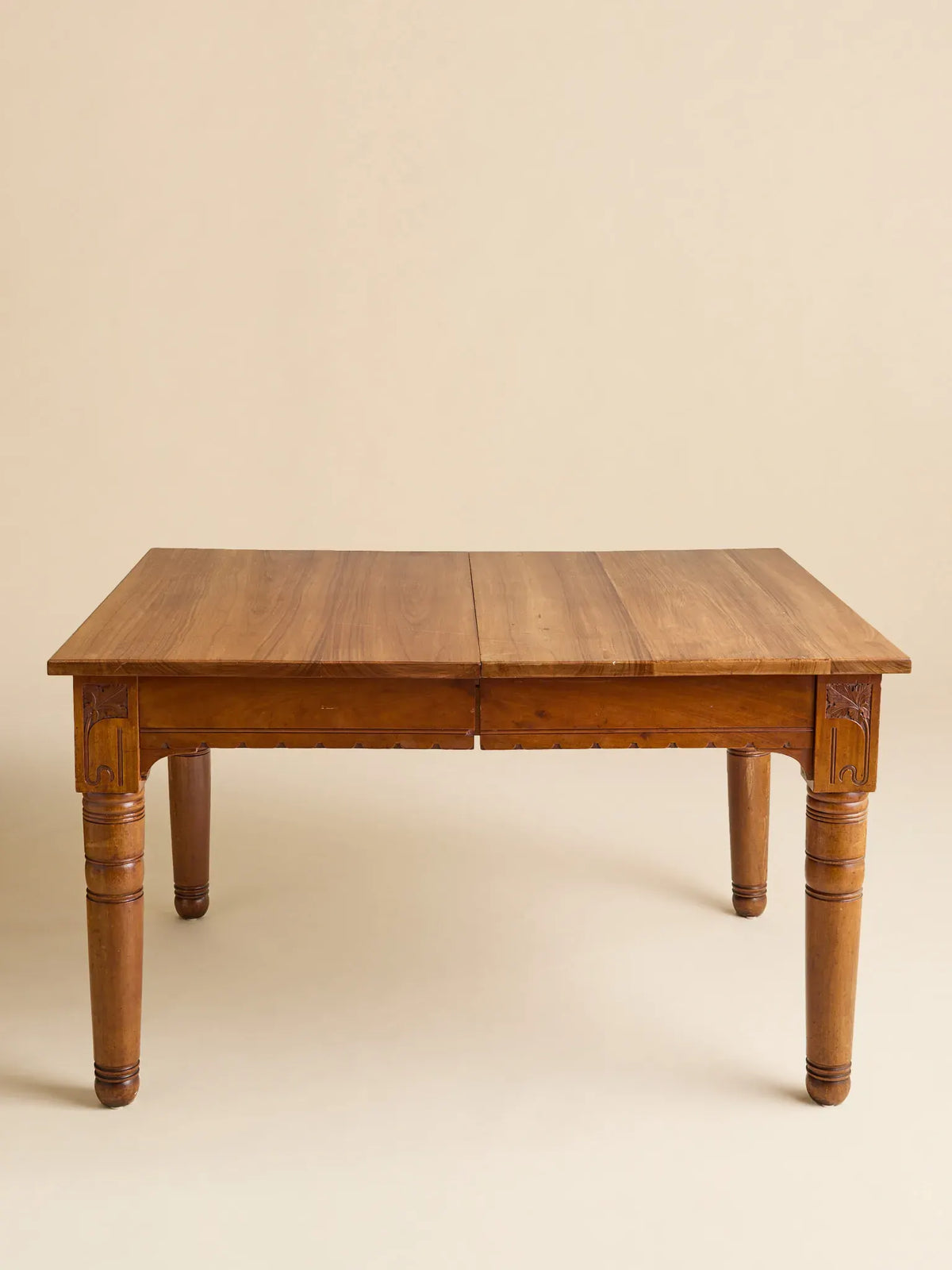 The Antique Walnut Dining Table with Leaf Motif CarvingDining TablesMiscellanea, etc.
