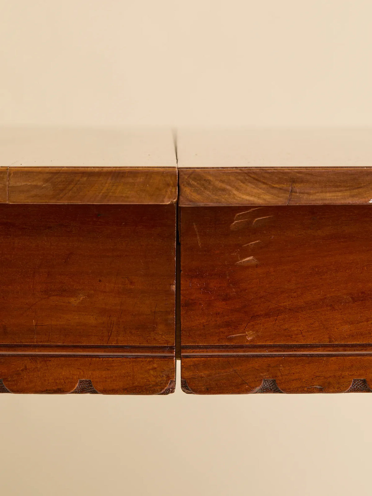 The Antique Walnut Dining Table with Leaf Motif CarvingDining TablesMiscellanea, etc.