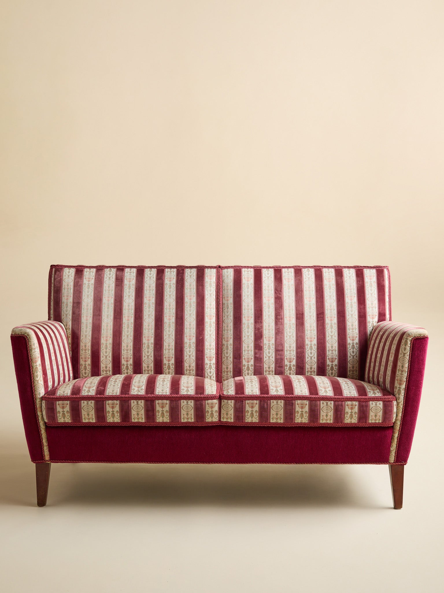 The Vintage Art Deco Style Scandinavian Sofa, 1940SSeatingMiscellanea, etc.