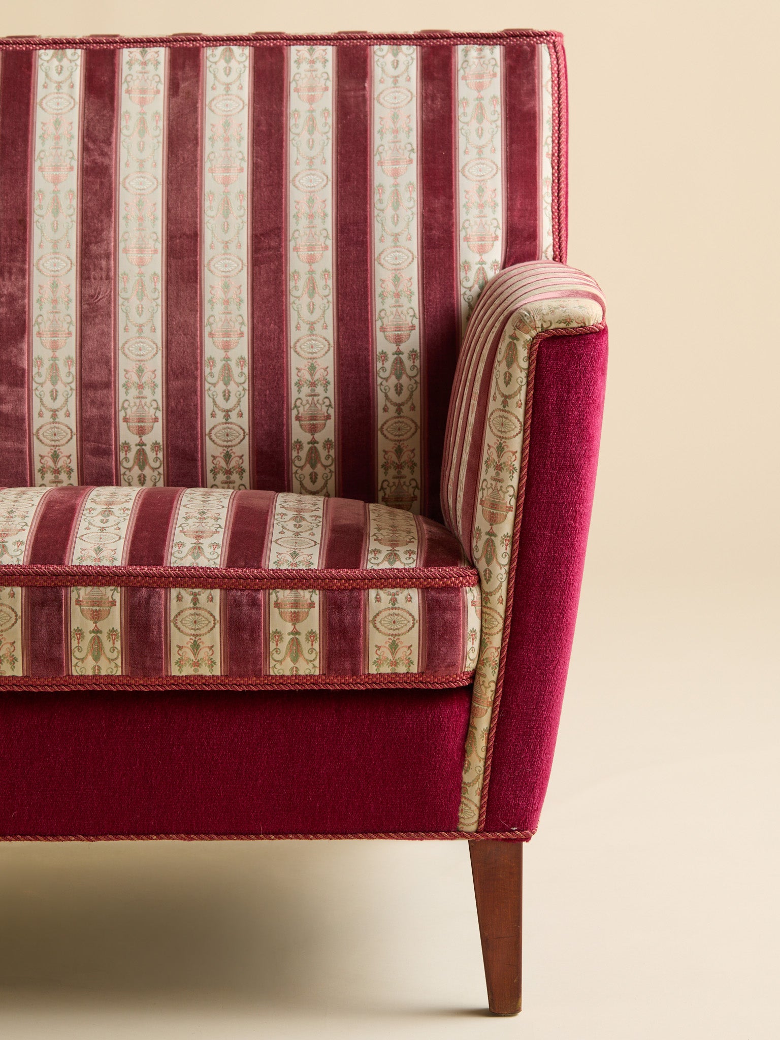The Vintage Art Deco Style Scandinavian Sofa, 1940SSeatingMiscellanea, etc.