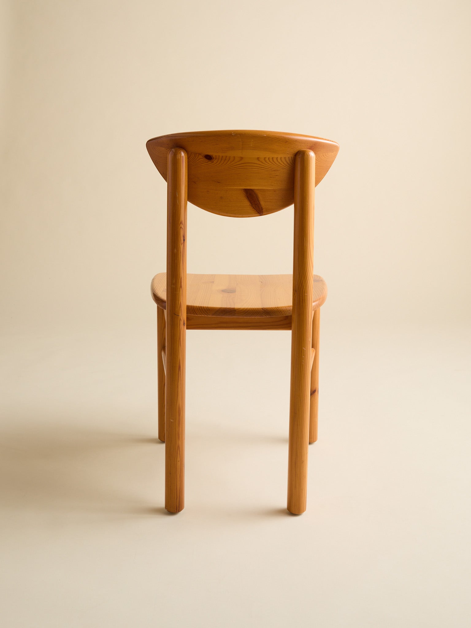 The Vintage Daumiller Style Danish Pine Dining Chairs, Denmark 1970SSeatingMiscellanea, etc.