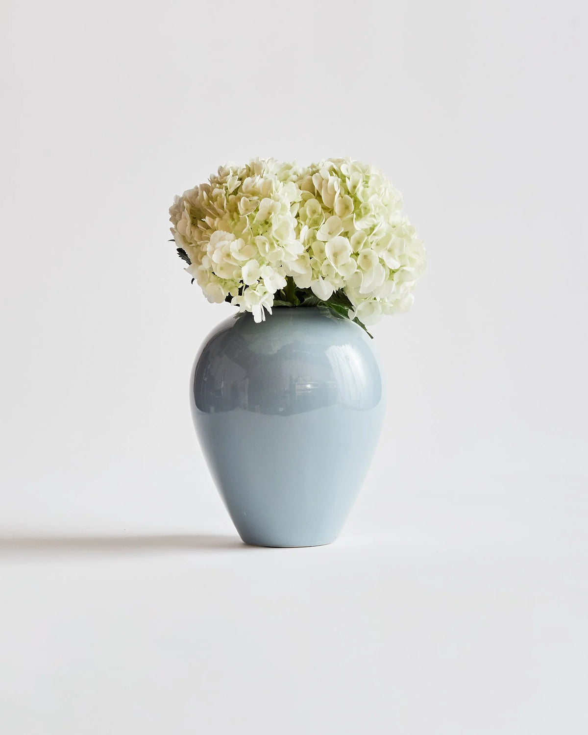 The Vintage Blue Glossy Ceramic VaseVasesMiscellanea, etc.