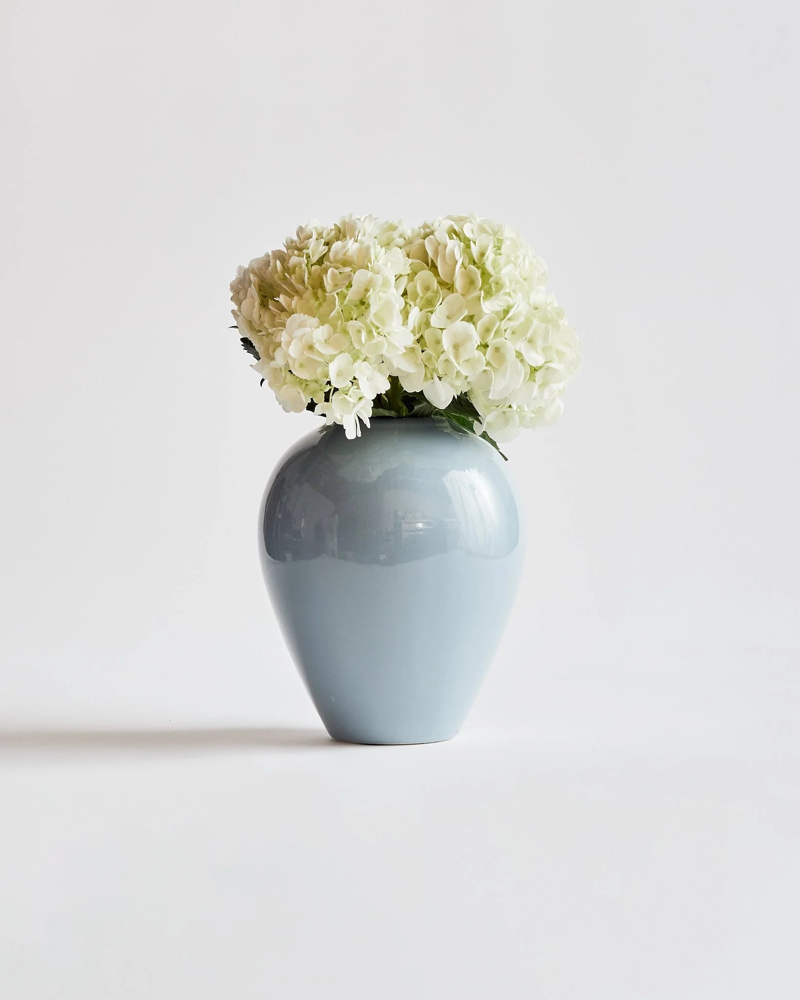 The Vintage Blue Glossy Ceramic VaseVasesMiscellanea, etc.