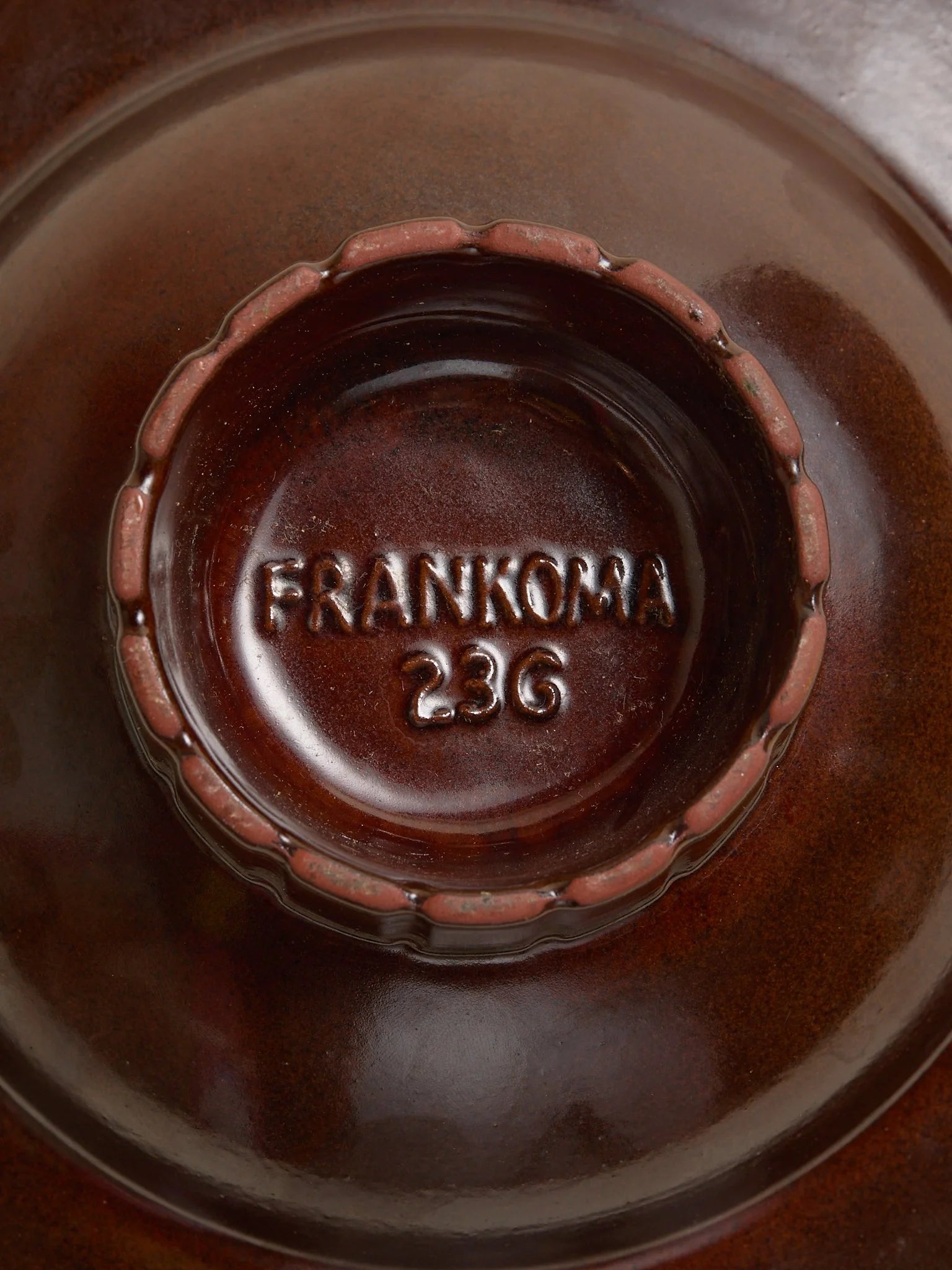 The Vintage Red and Brown Footed Ceramic Bowl with Sunburst RimTrays and BowlsMiscellanea, etc.