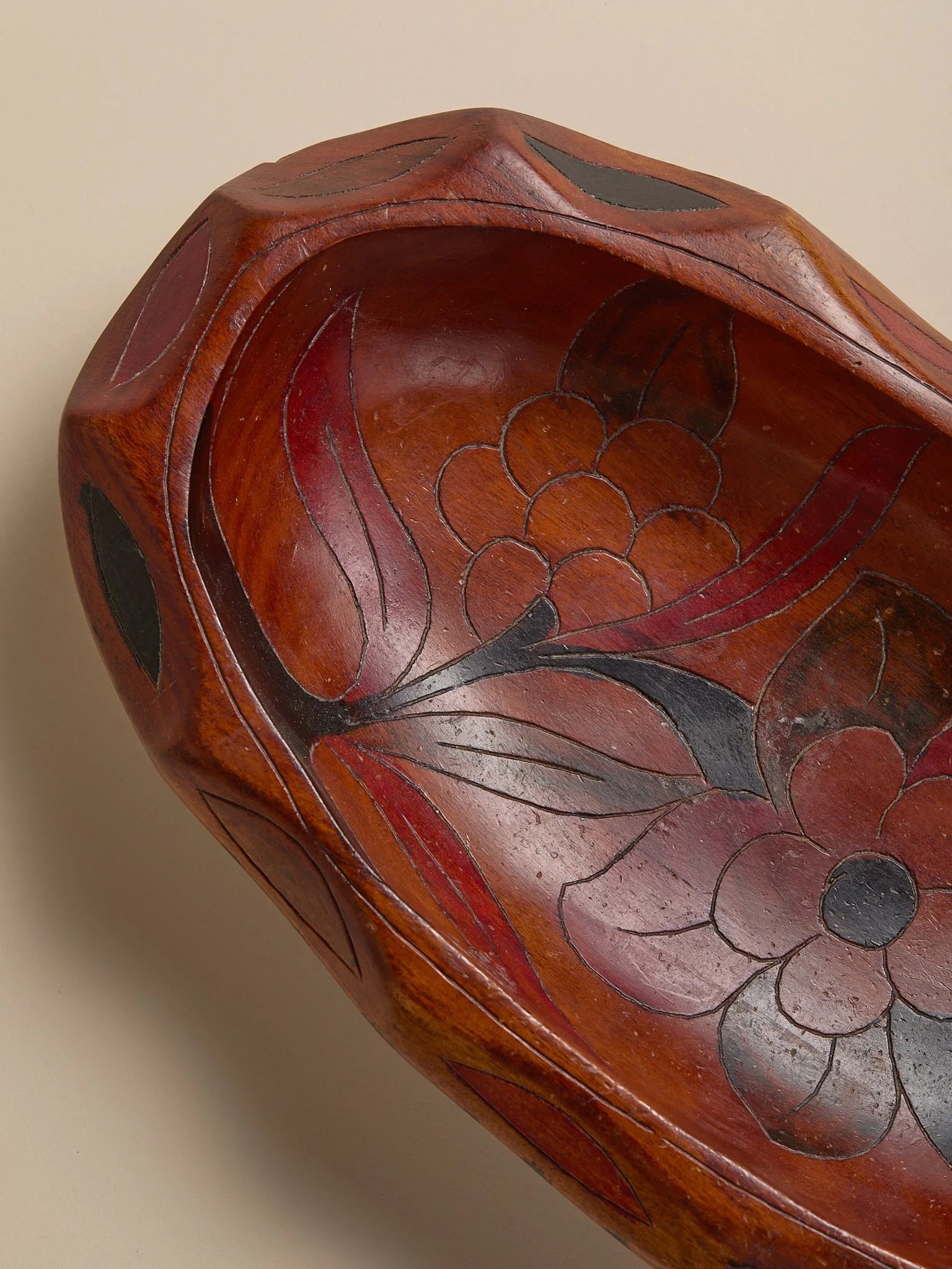 The Vintage Carved Wood Floral Motif TrayTrays and BowlsMiscellanea, etc.