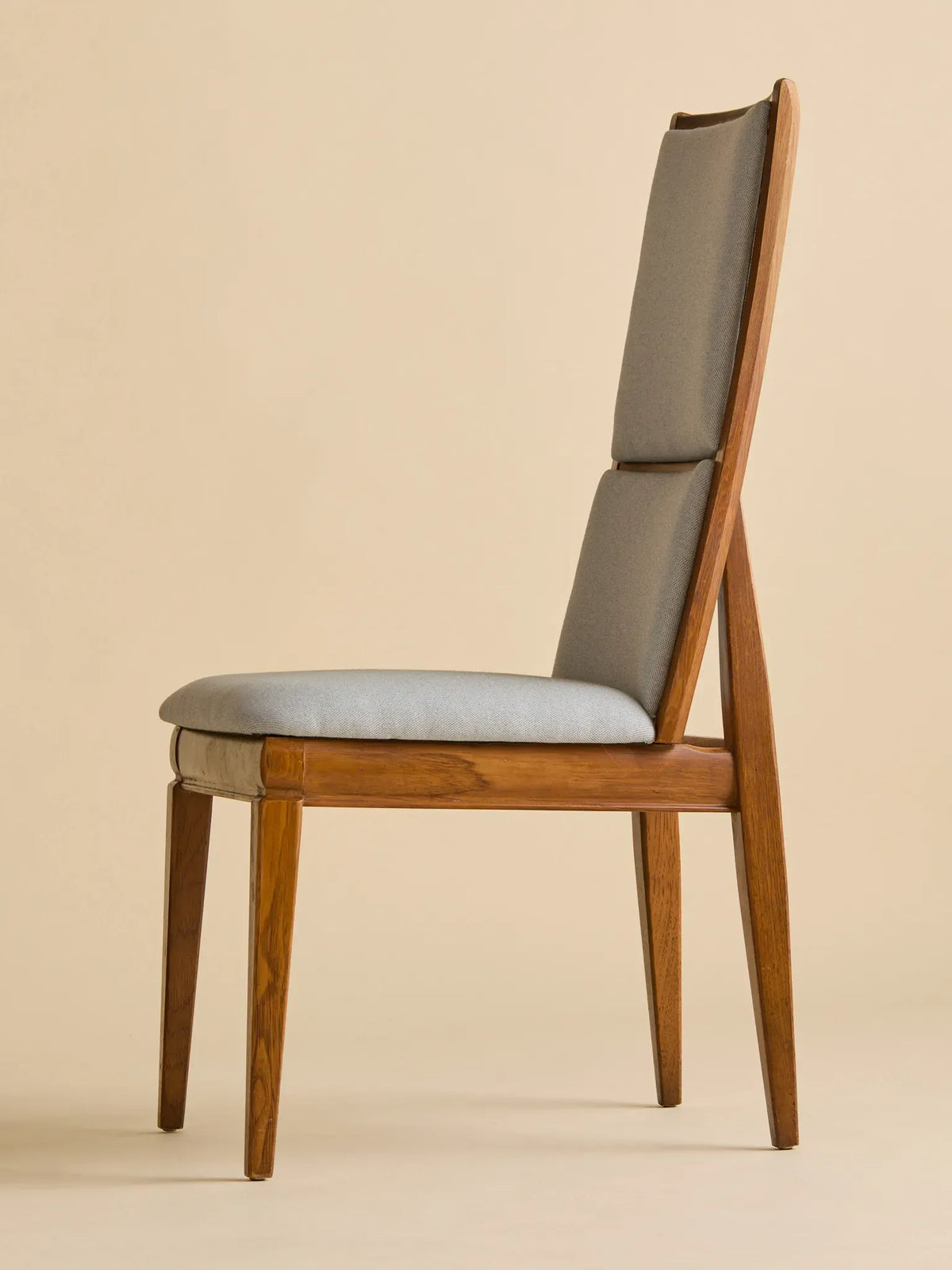 The Vintage Kroehler Mid-Century Accent ChairSeatingMiscellanea, etc.