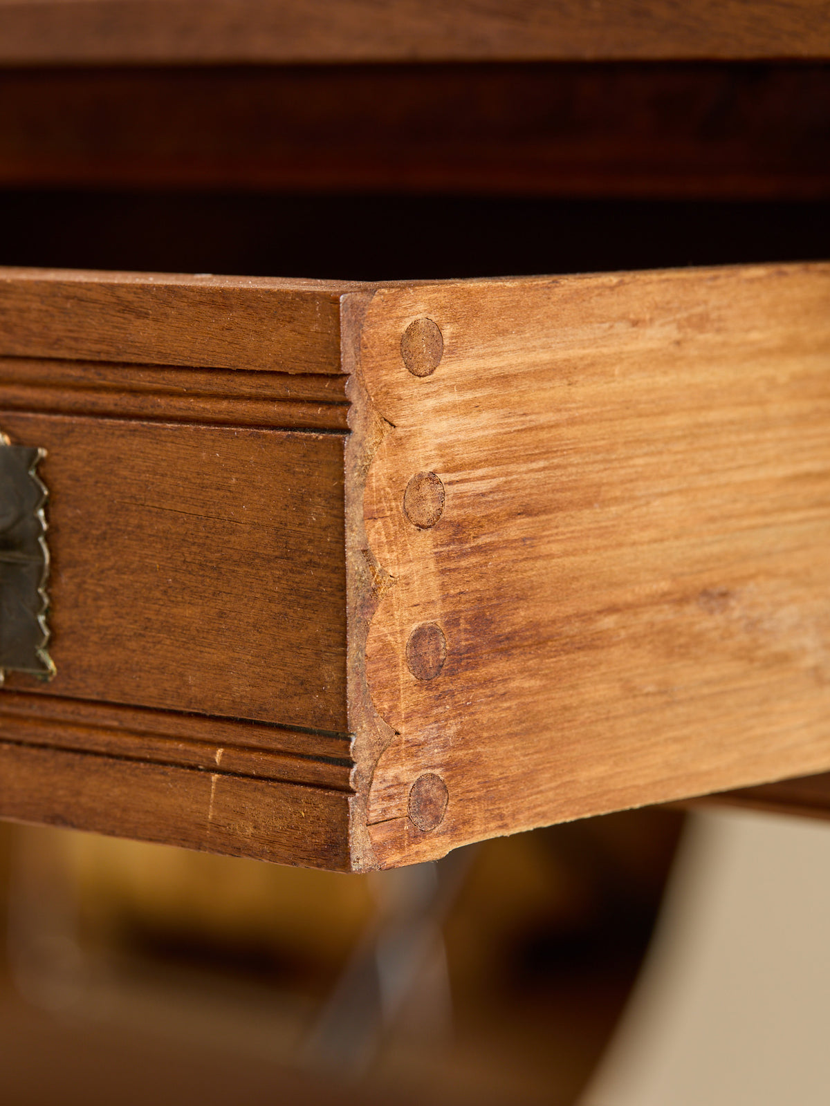 The Vintage Arts and Crafts Console or DeskConsole TablesMiscellanea, etc.
