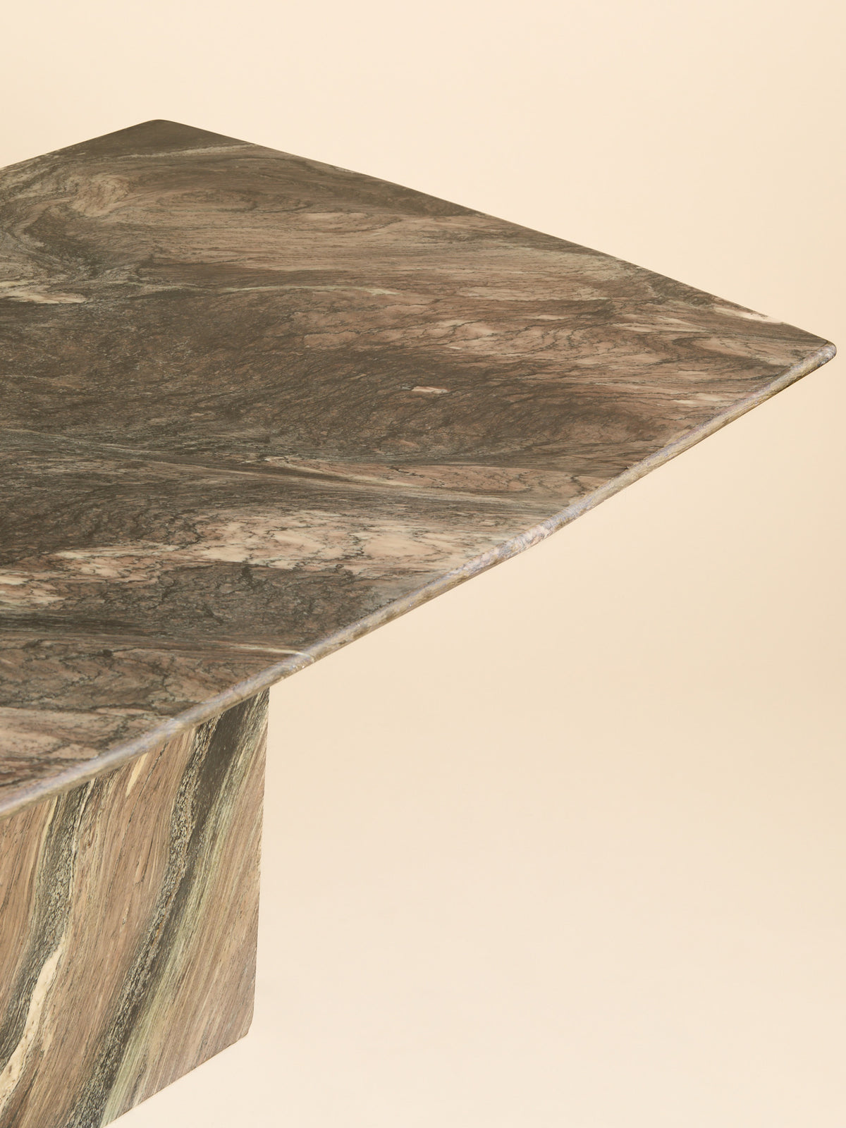 The Vintage Italian Marble Mid-Century Pedestal Dining TableDining TablesMiscellanea, etc.